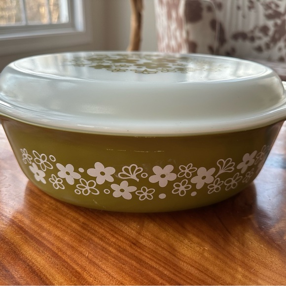 Vintage Pyrex 2.5 covered dish - Picture 7 of 7